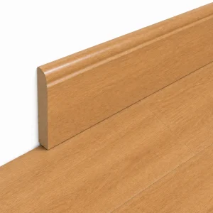Guardapolvo Laminado Roble Miel 80X12X2.4MTS